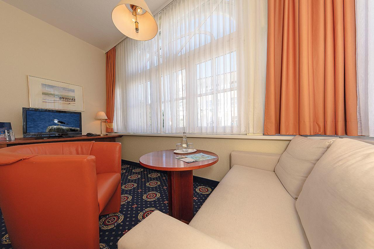 Hotel Deutsche Flagge Binz Bagian luar foto
