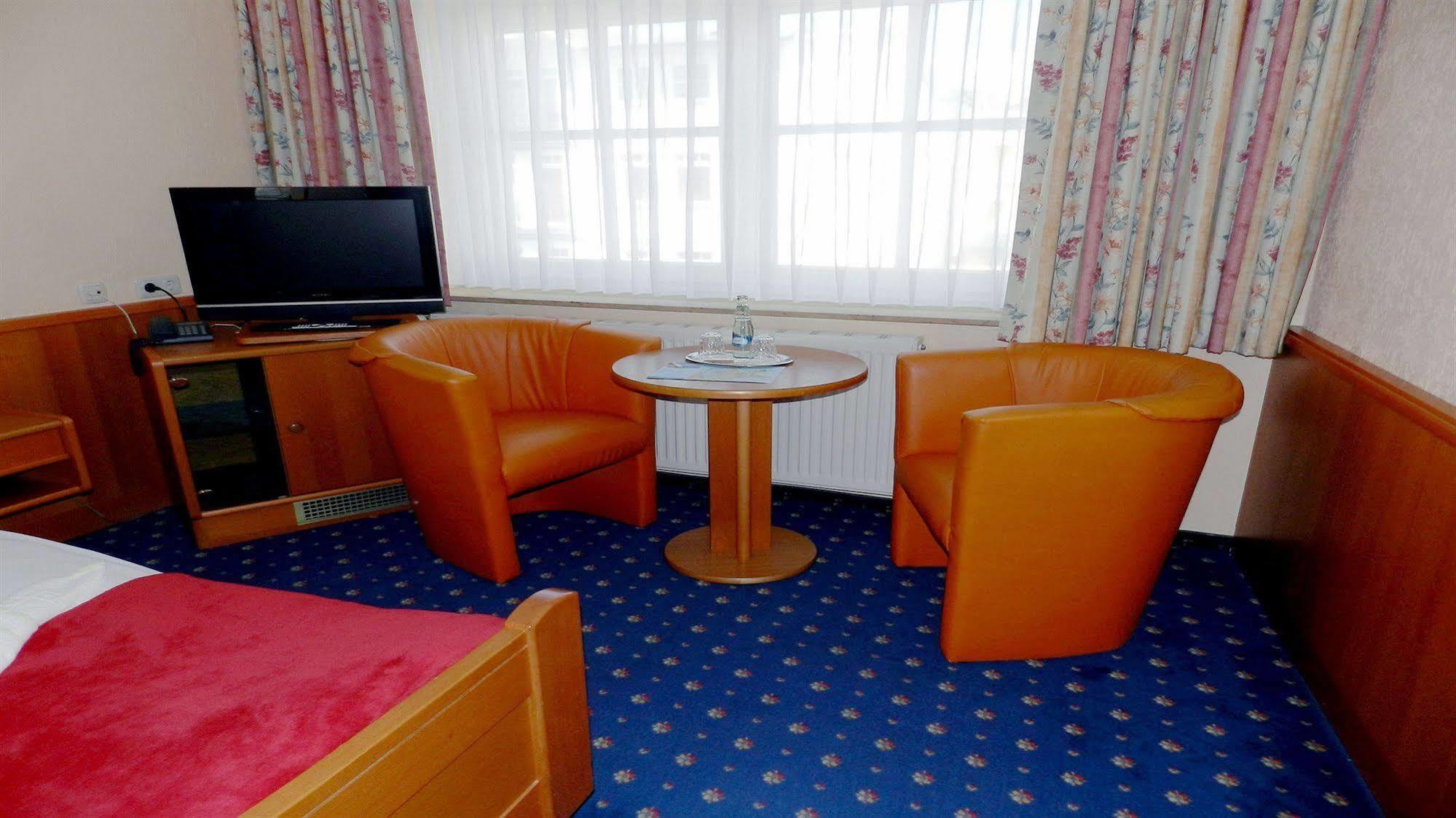 Hotel Deutsche Flagge Binz Bagian luar foto