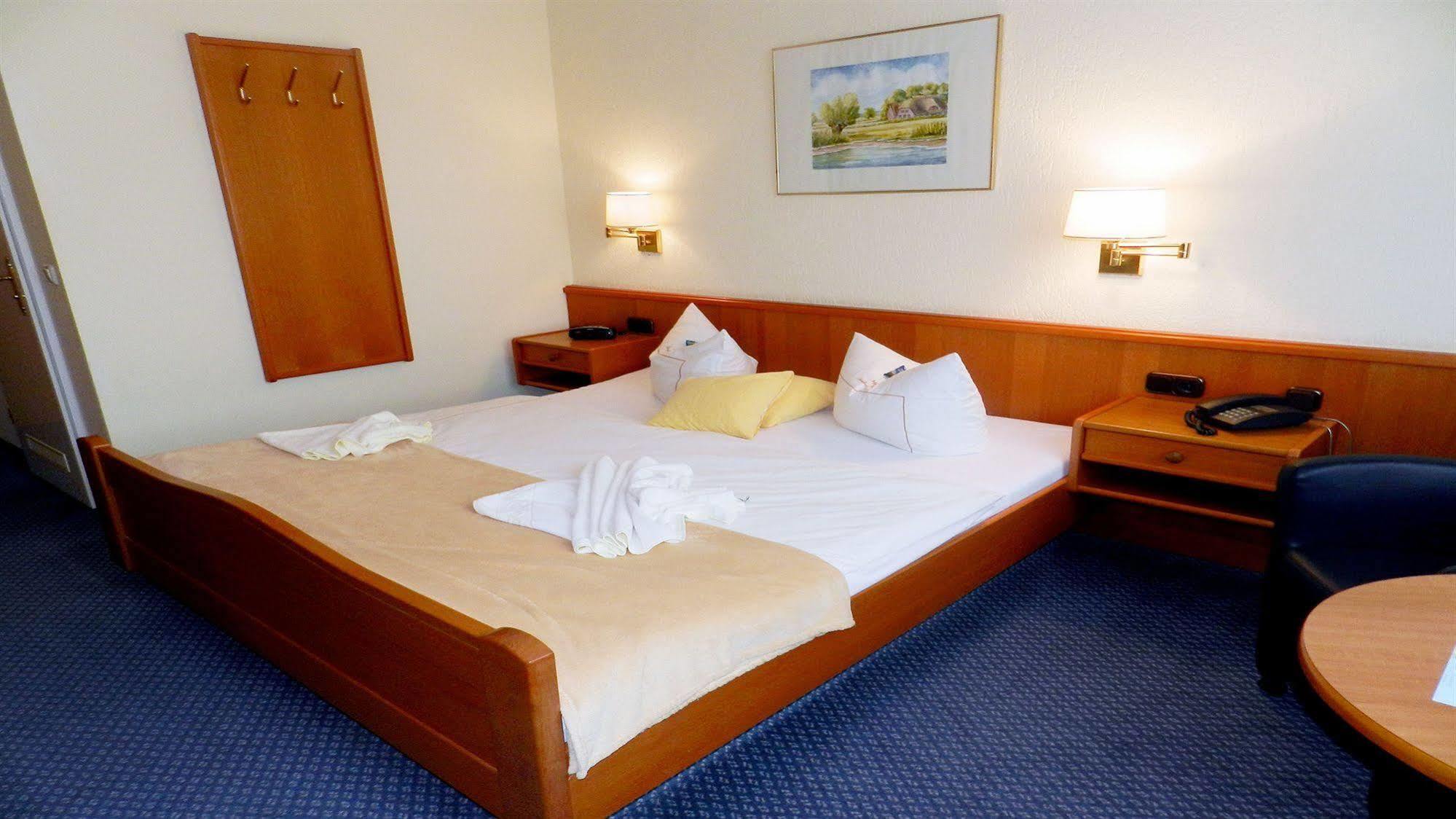 Hotel Deutsche Flagge Binz Bagian luar foto